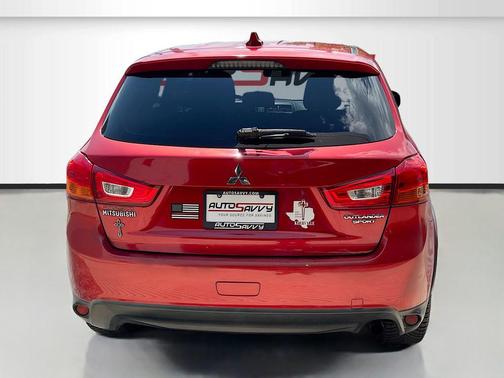 Rally Red Metallic 2017 Mitsubishi Outlander Sport 2.0 ES