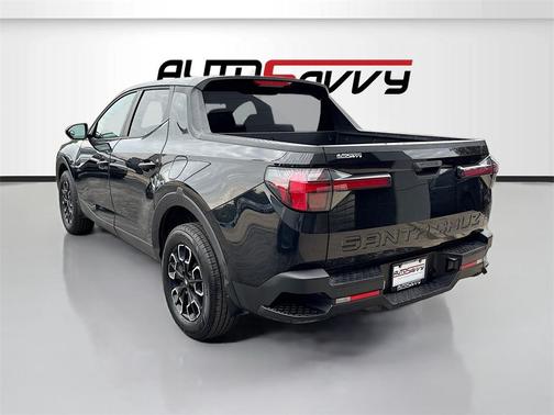 2023 Hyundai SANTA CRUZ SE