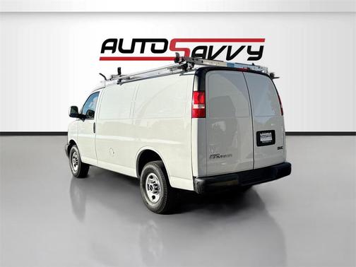 2022 GMC Savana 2500 Work Van