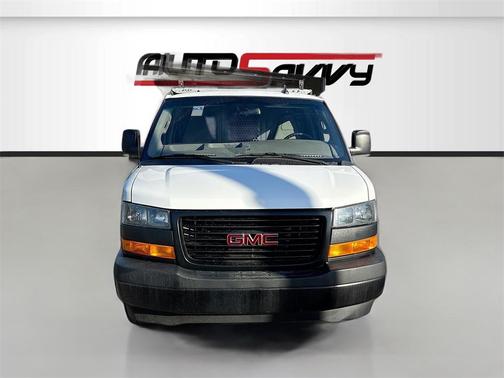 2022 GMC Savana 2500 Work Van
