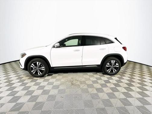 2025 Mercedes-Benz GLA 250 Base