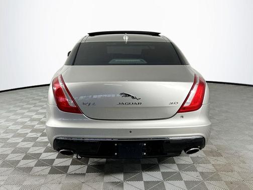 2017 Jaguar XJ XJL Portfolio