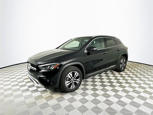 2025 Mercedes-Benz GLA 250