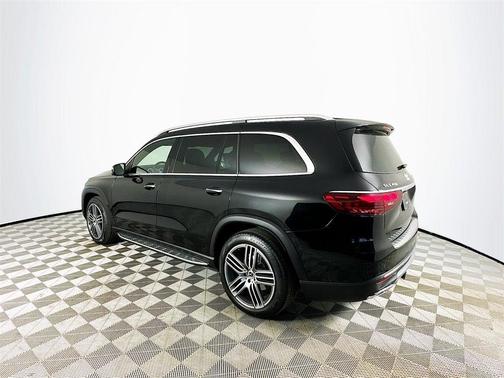 2025 Mercedes-Benz GLS 450 4MATIC