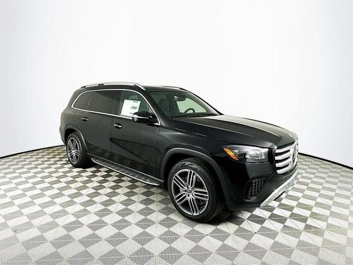 2025 Mercedes-Benz GLS 450 4MATIC