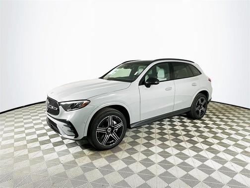 2025 Mercedes-Benz GLC 300 Base
