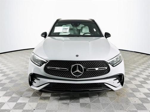 2025 Mercedes-Benz GLC 300 Base