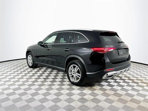 2025 Mercedes-Benz GLC 300 Base 4MATIC