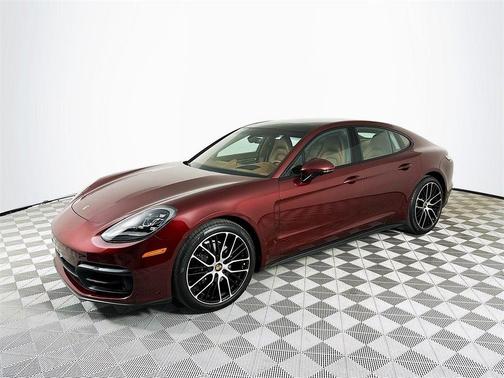 2023 Porsche Panamera 4