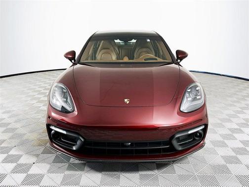 2023 Porsche Panamera 4