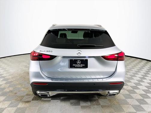 2025 Mercedes-Benz GLA 250 Base