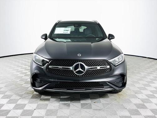 2025 Mercedes-Benz GLC 300 Base
