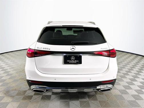 2026 Mercedes-Benz GLC 350e 