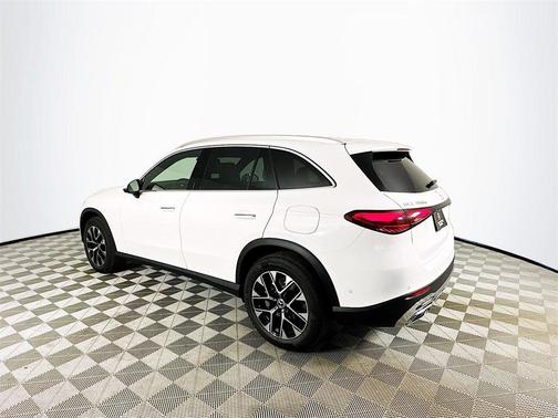 2026 Mercedes-Benz GLC 350e 