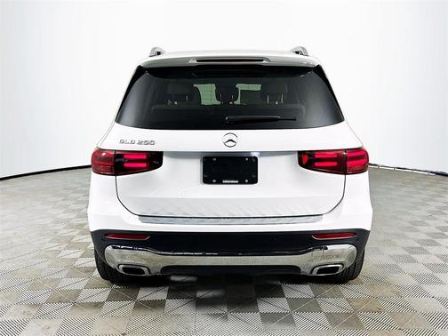 2026 Mercedes-Benz GLB 250 Base