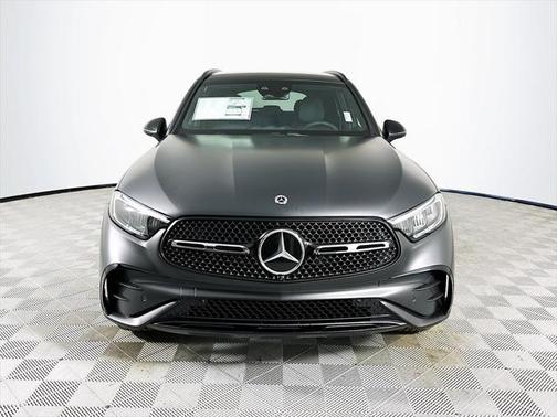 2025 Mercedes-Benz GLC 350e Base