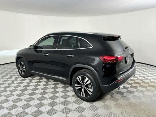 Midnight Black 2026 Mercedes-Benz GLA 250 Base 4MATIC