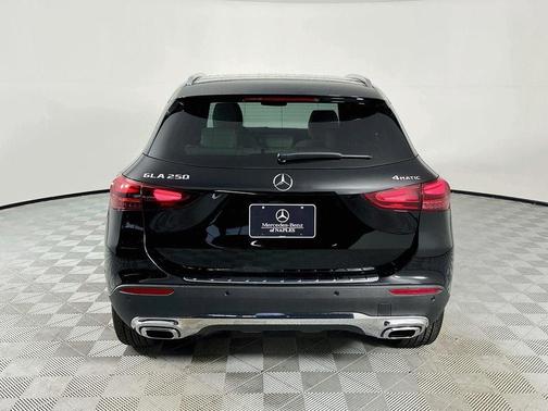 Midnight Black 2026 Mercedes-Benz GLA 250 Base 4MATIC