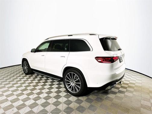 2026 Mercedes-Benz GLS 450