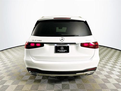 2026 Mercedes-Benz GLS 450