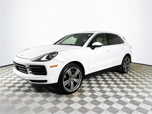 2023 Porsche Cayenne Platinum Edition