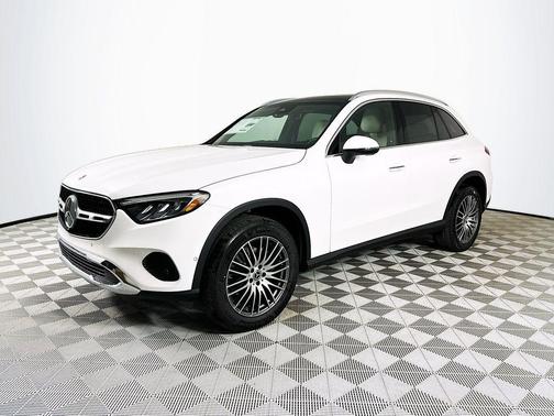 Polar White 2026 Mercedes-Benz GLC 300 Base