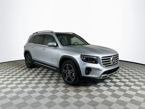 Cirrus Silver Metallic 2026 Mercedes-Benz GLB 250 Base
