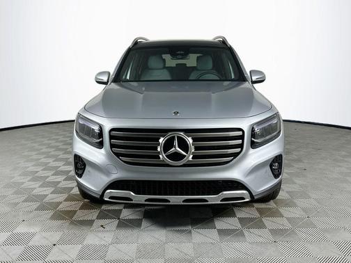 Cirrus Silver Metallic 2026 Mercedes-Benz GLB 250 Base