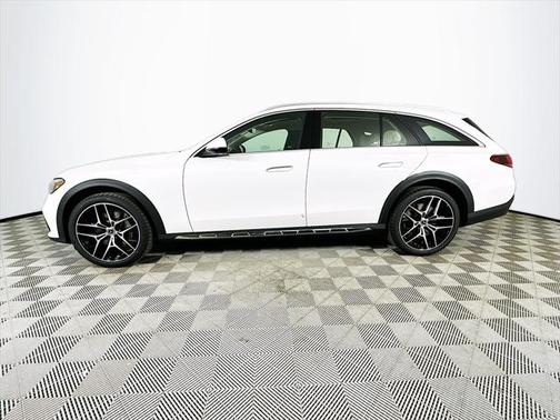 2025 Mercedes-Benz E-Class 4MATIC