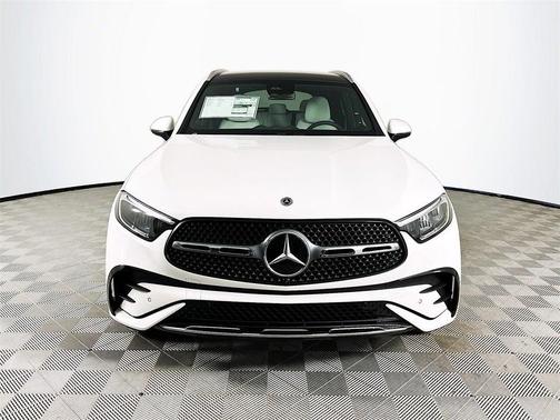 2025 Mercedes-Benz GLC 300 Base