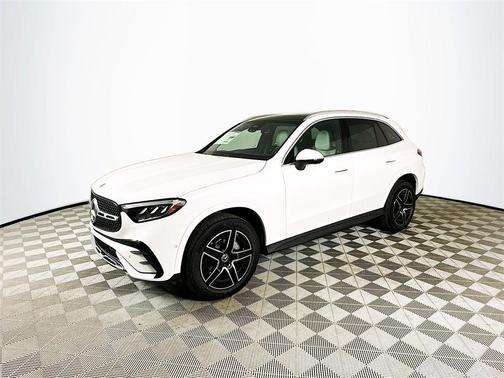 2025 Mercedes-Benz GLC 300 Base