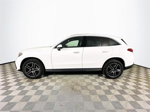 2025 Mercedes-Benz GLC 300 Base