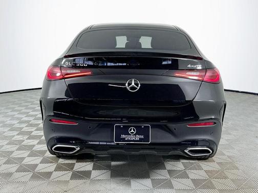 Obsidian Black Metallic 2025 Mercedes-Benz GLC 300 4MATIC Coupe