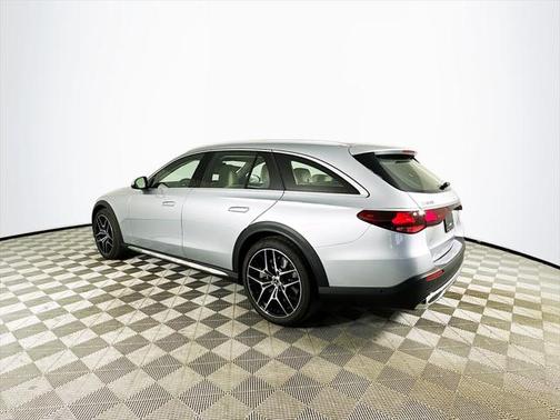2025 Mercedes-Benz E-Class 4MATIC