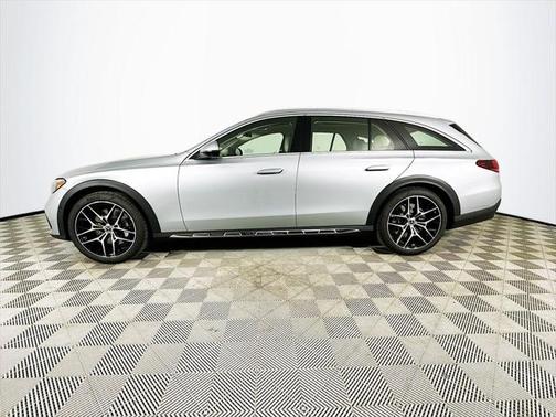 2025 Mercedes-Benz E-Class 4MATIC