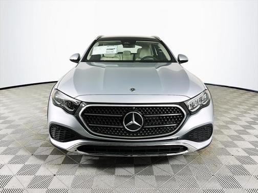 2025 Mercedes-Benz E-Class 4MATIC
