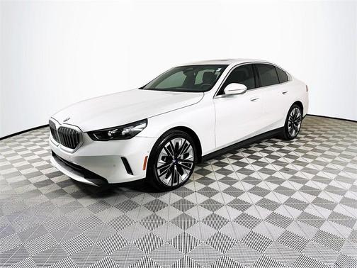 2024 BMW 530 i xDrive