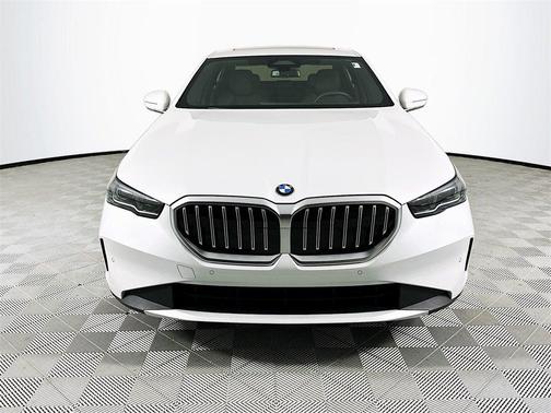 2024 BMW 530 i xDrive