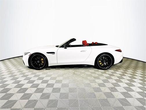 2022 Mercedes-Benz AMG SL 55 Base