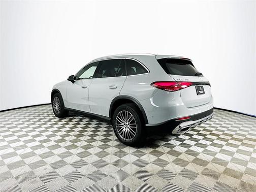 2026 Mercedes-Benz GLC 300 Base
