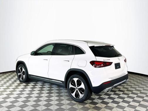 2025 Mercedes-Benz GLA 250 Base