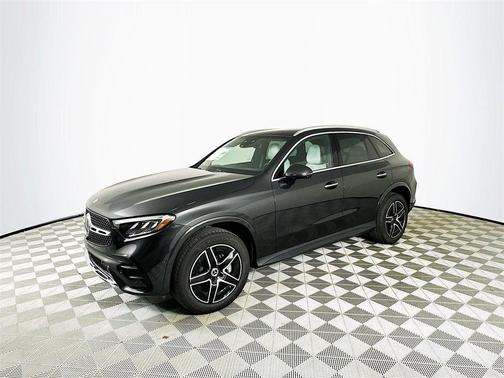 2026 Mercedes-Benz GLC 300 Base