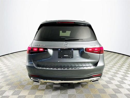 2026 Mercedes-Benz GLS 450 