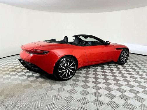 Q Scorpus Red 2020 Aston Martin DB11 Volante