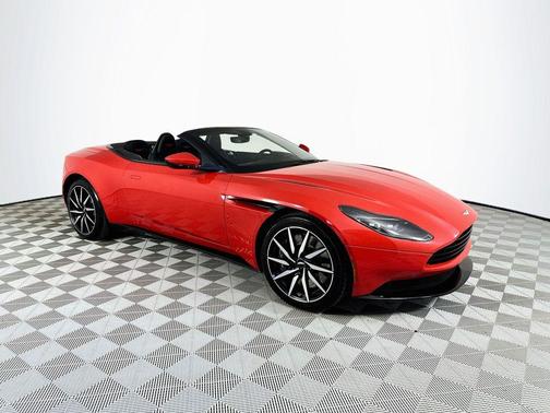 Q Scorpus Red 2020 Aston Martin DB11 Volante