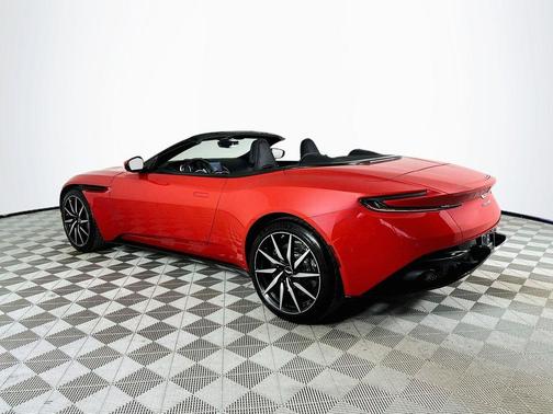 Q Scorpus Red 2020 Aston Martin DB11 Volante
