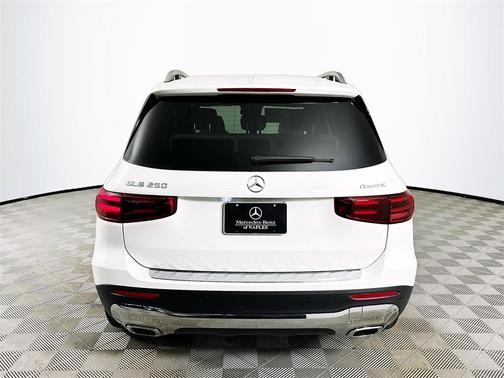 2026 Mercedes-Benz GLB 250 Base 4MATIC