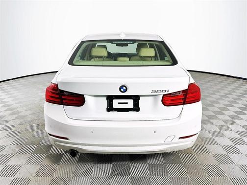 2014 BMW 320 i