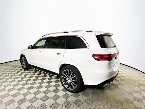 2026 Mercedes-Benz GLS 450