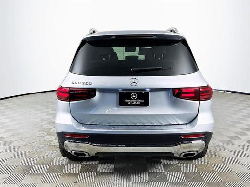 2026 Mercedes-Benz GLB 250 Base